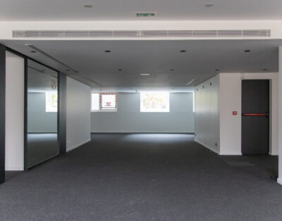 Showroom Champs-Élysées 8FR35-1