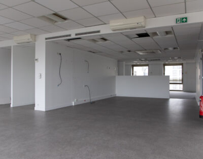 Showroom Champs-Élysées 8FR35-5